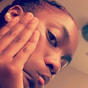 Meet your Posher, Raven